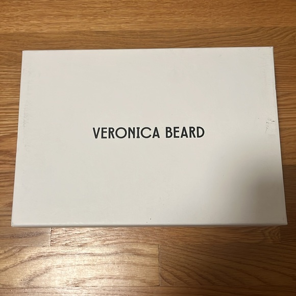 New In Box Veronica Beard Darcelle Ankle Strap Sandal Size 8. - Picture 7 of 12